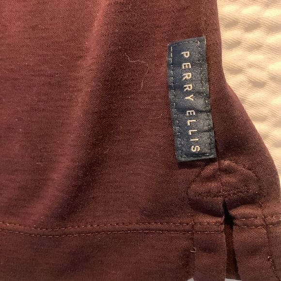 PERRY ELLIS, button down, short sleeve, 100% cotton, new condition, large, - Picture 8 of 9